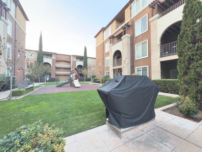 801 South Winchester Boulevard, Unit 4310 San Jose, CA 95128 - Photo 28 of 38 a view of outdoor space yard and patio