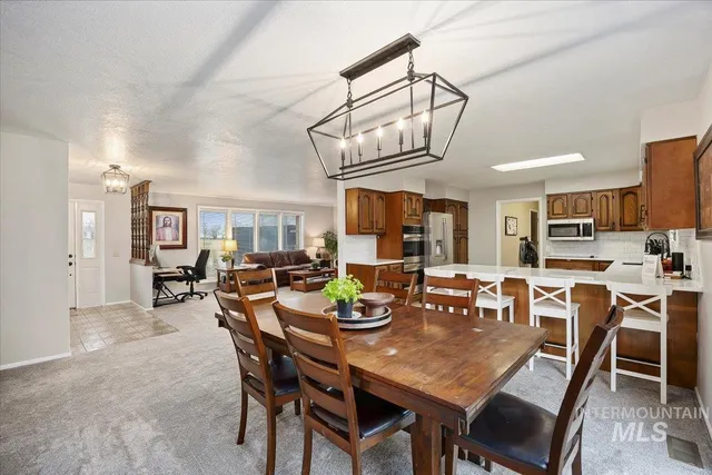 $475,000 | 992 East 300th Street North, Declo, ID 83323