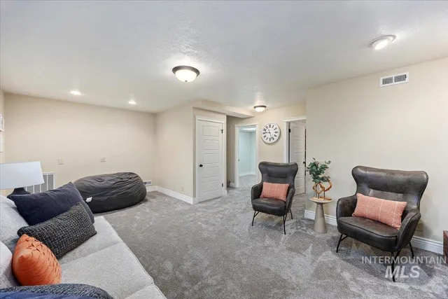 $475,000 | 992 East 300th Street North, Declo, ID 83323