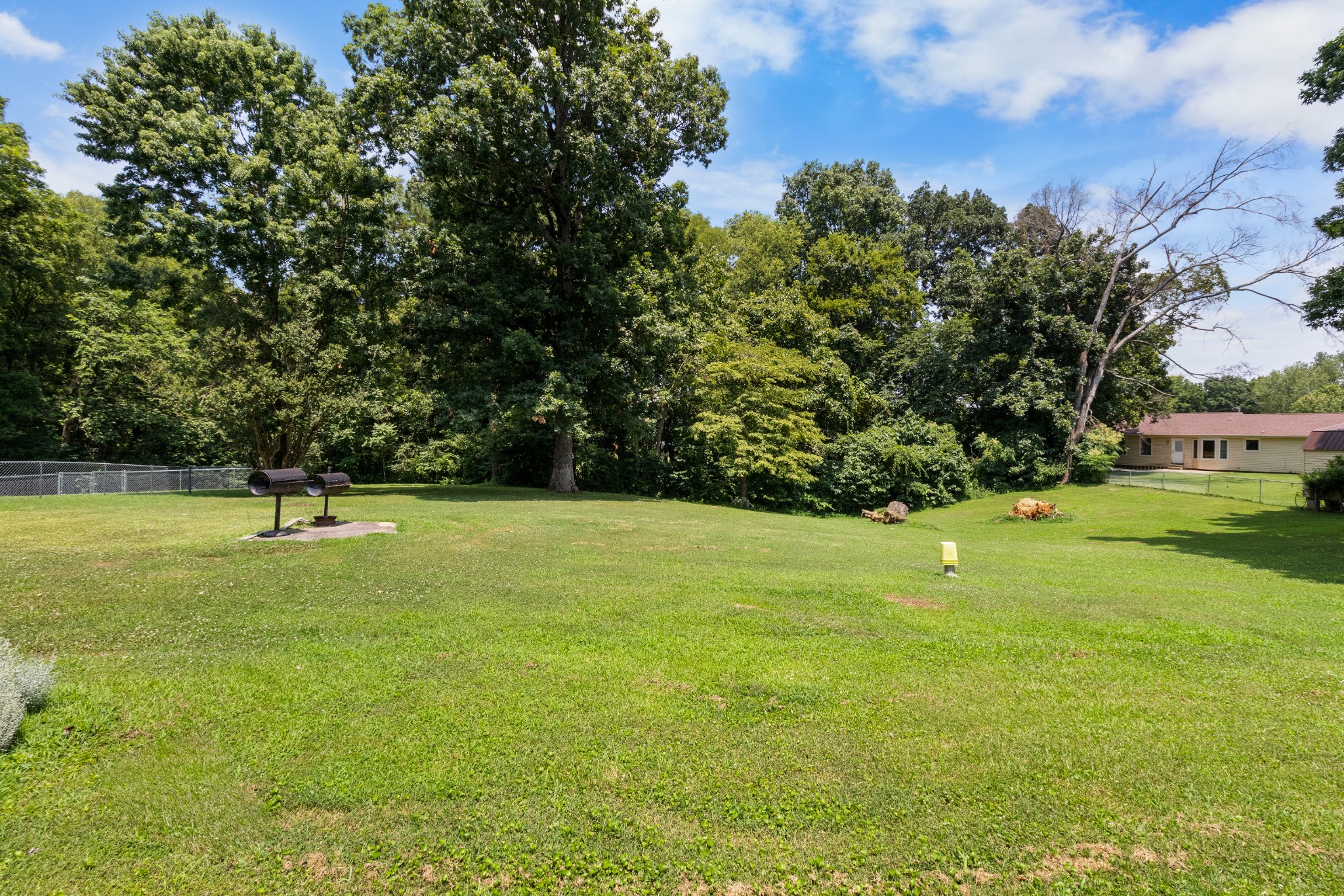 293 Rossview Road Clarksville, TN 37043 - Photo 31 of 33 Gallery Image 31