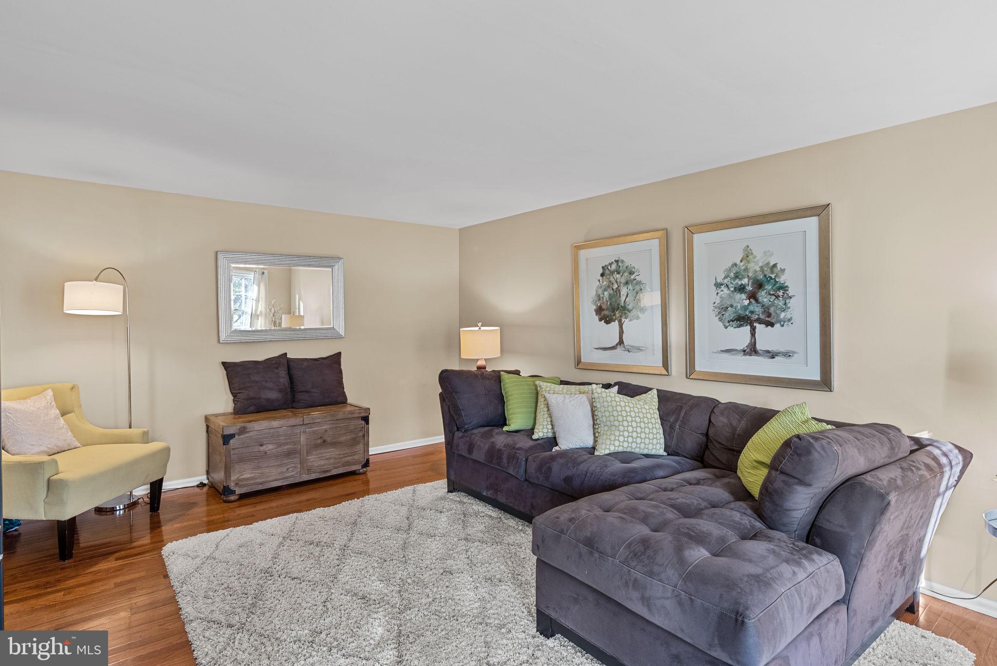 Living room/Media Room