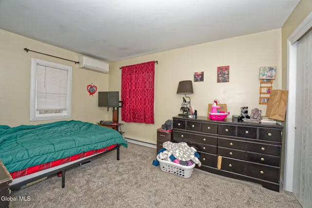 $419,000 | 36-38 Riverview Drive, Rotterdam, NY 12150