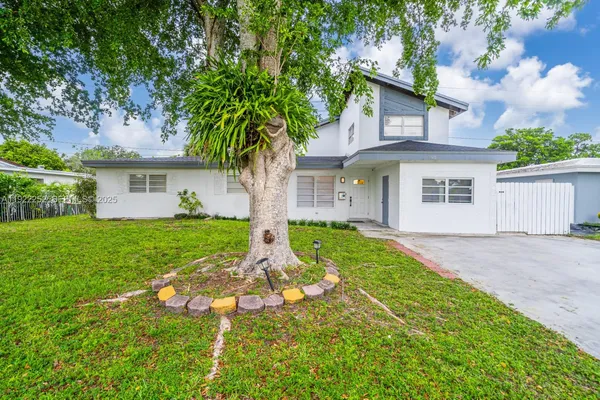$699,000 | 1165 Southwest 4th Terrace, Pompano Beach, FL 33060