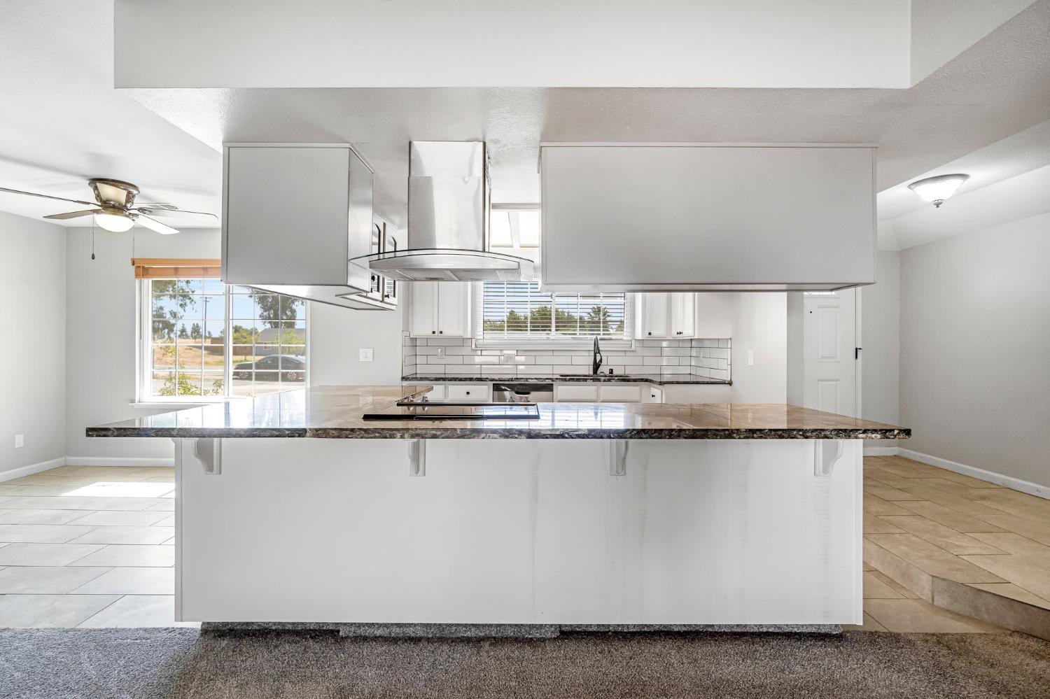 26963 Frisco Way Madera, CA 93638 - Photo 13 of 46