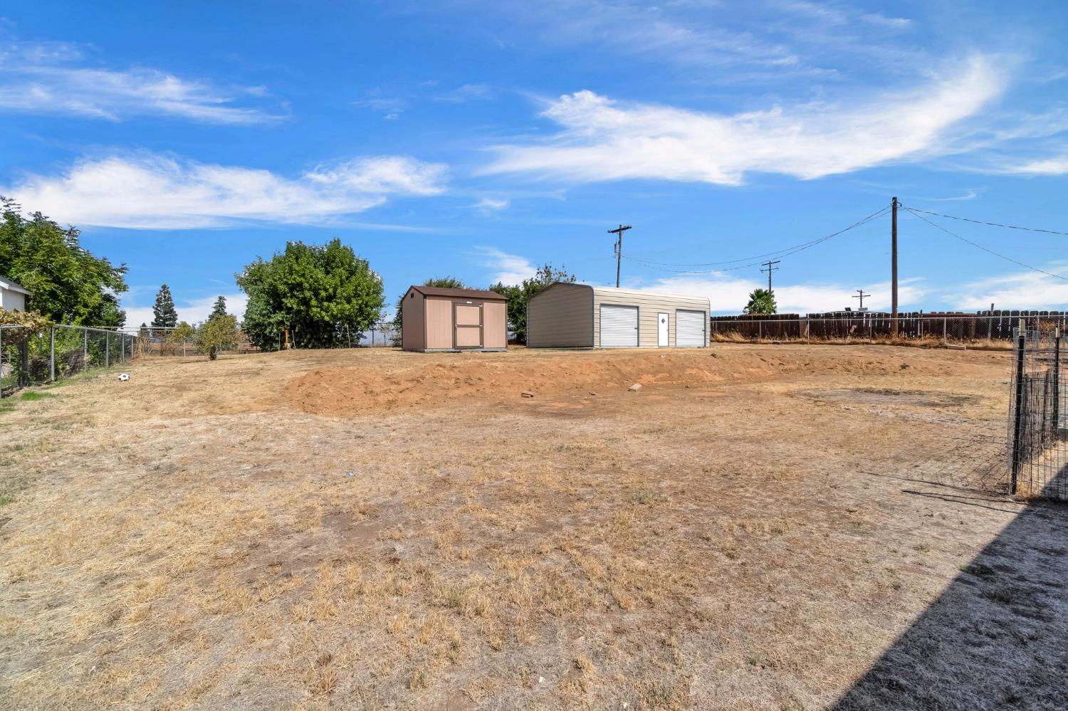 26963 Frisco Way Madera, CA 93638 - Photo 36 of 46