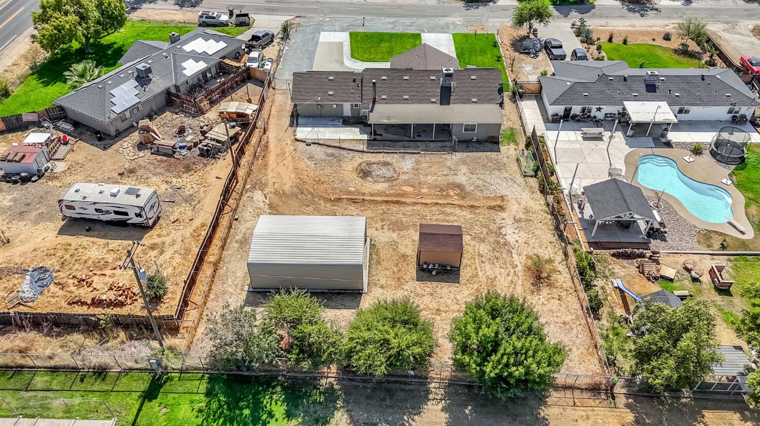 26963 Frisco Way Madera, CA 93638 - Photo 44 of 46