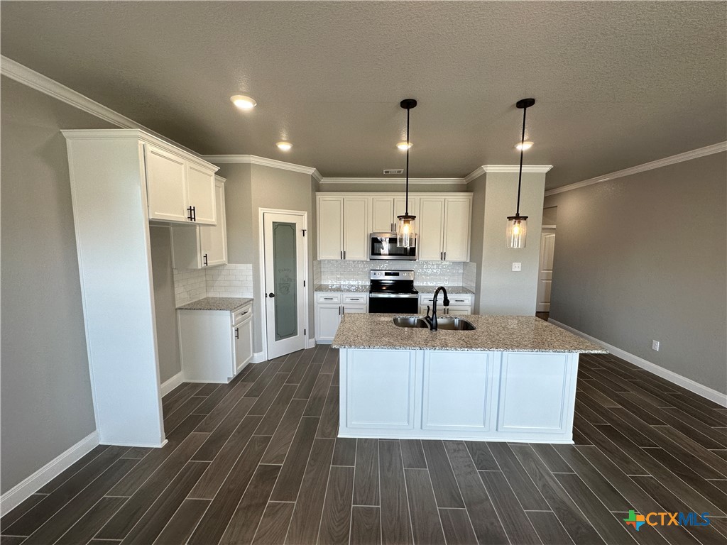 1423 Curlew Lane Temple, TX 76502 - Photo 3 of 16