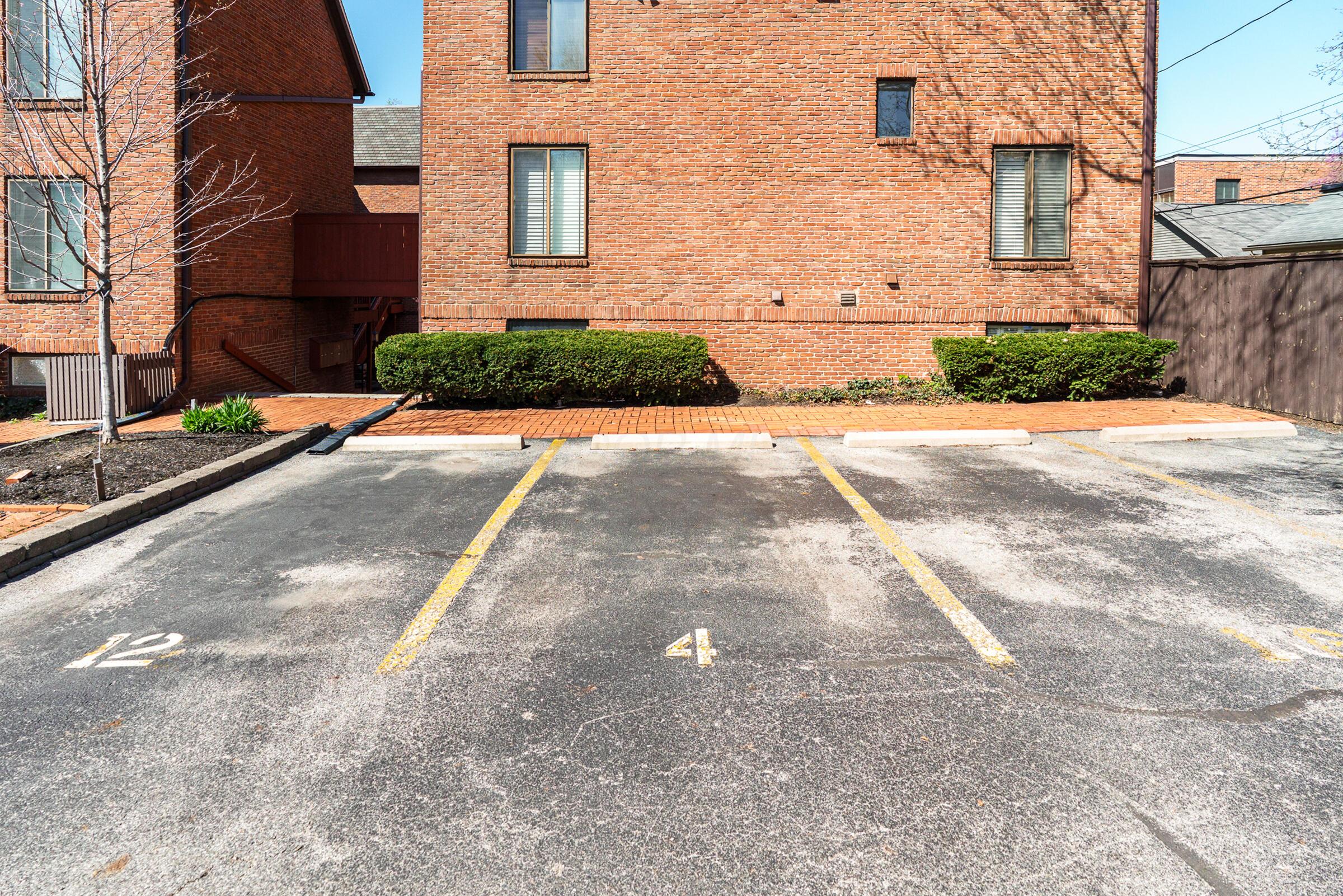 285 Lear Street, Unit 4 Columbus, OH 43206 - Photo 22 of 28 Parking Space