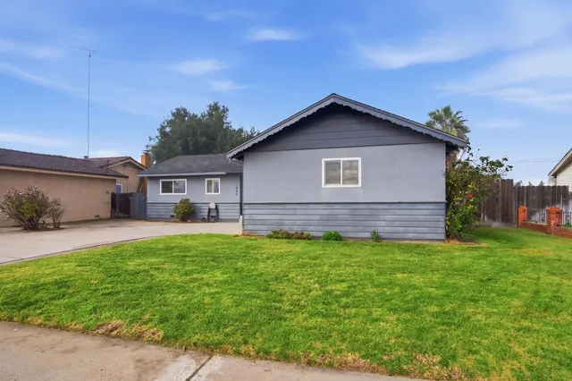 $429,900 | 1805 Myrtlewood Drive, Ceres, CA 95307