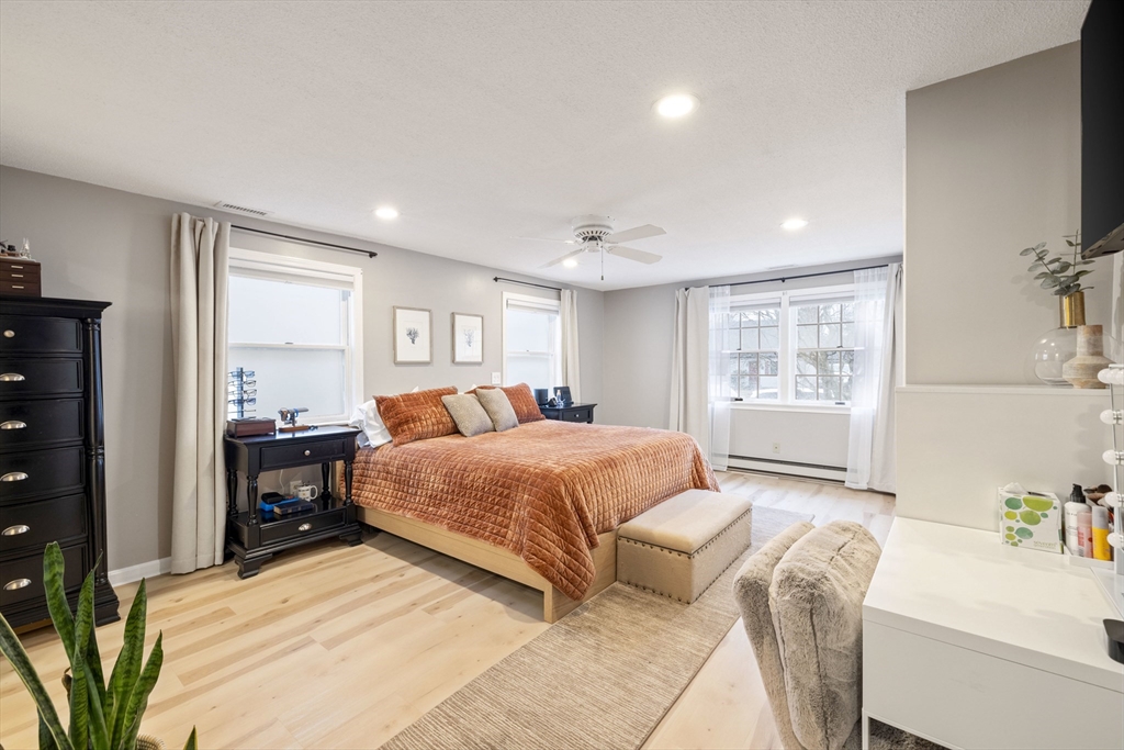 36 Bayview Road Marblehead, MA 01945 - Photo 11 of 26