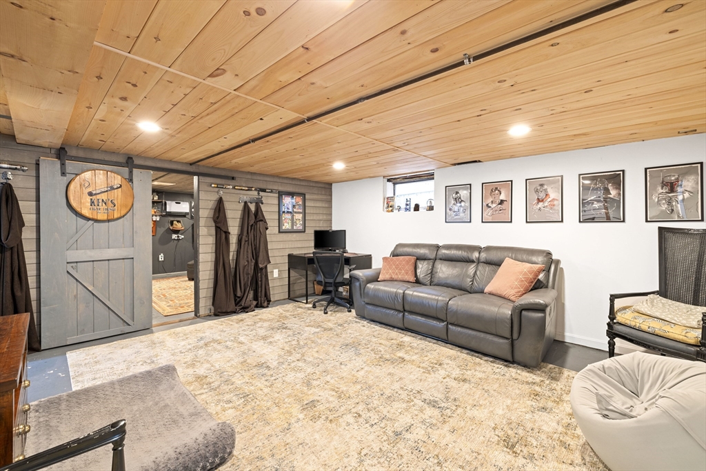 36 Bayview Road Marblehead, MA 01945 - Photo 18 of 26