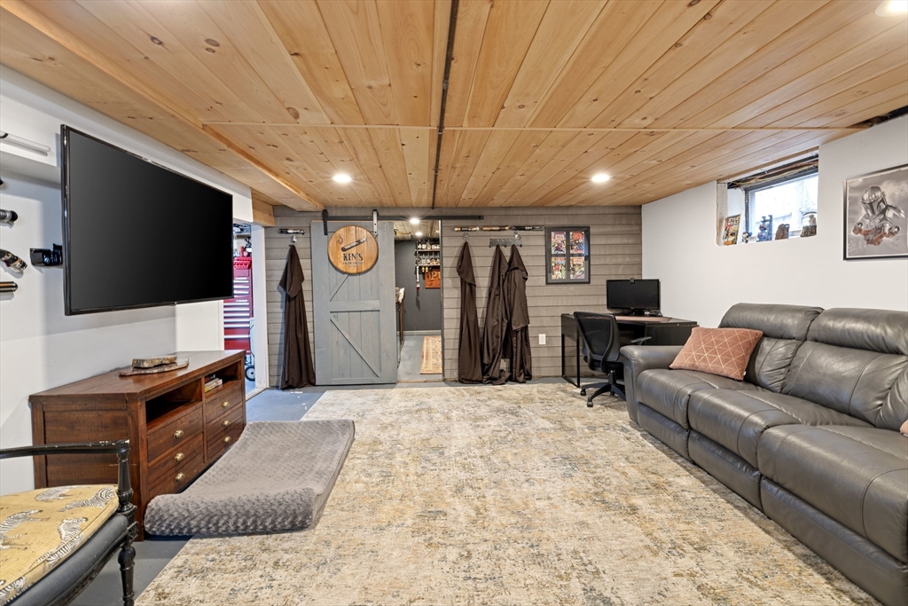 36 Bayview Road Marblehead, MA 01945 - Photo 19 of 26