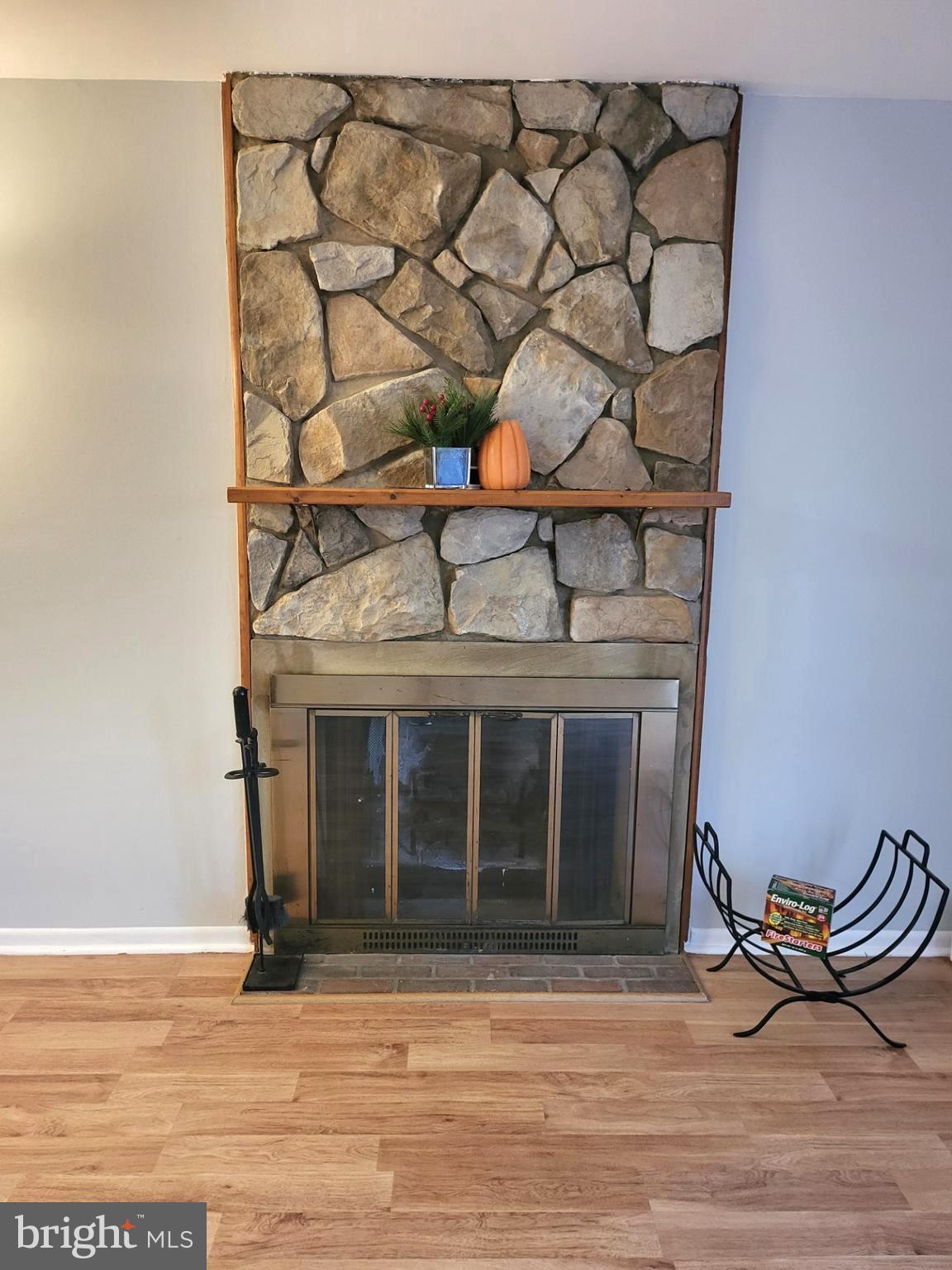 6556 Frietchie Row Columbia, MD 21045 - Photo 8 of 21 a view of entryway with wooden floor