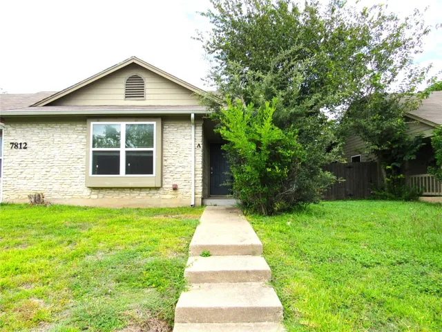 $1,495 | 7812 West Gate Boulevard, Austin, TX 78745
