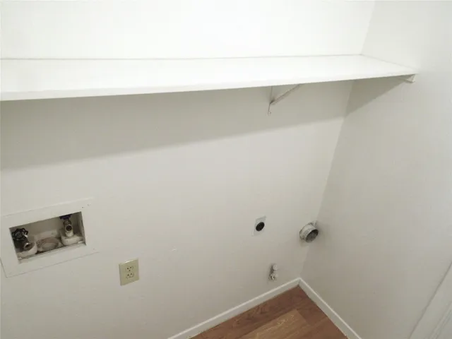 $1,495 | 7812 West Gate Boulevard, Austin, TX 78745