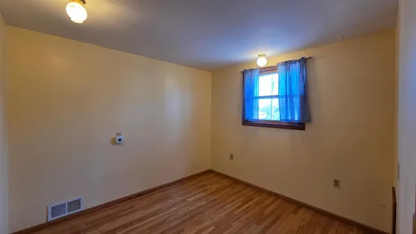 $145,500 | 1022 6th Avenue, Heron Lake, MN 56137