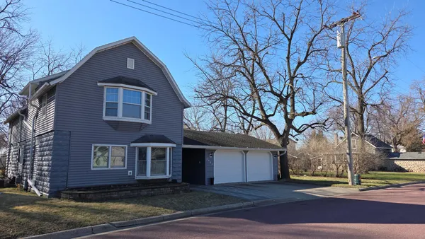 $145,500 | 1022 6th Avenue, Heron Lake, MN 56137