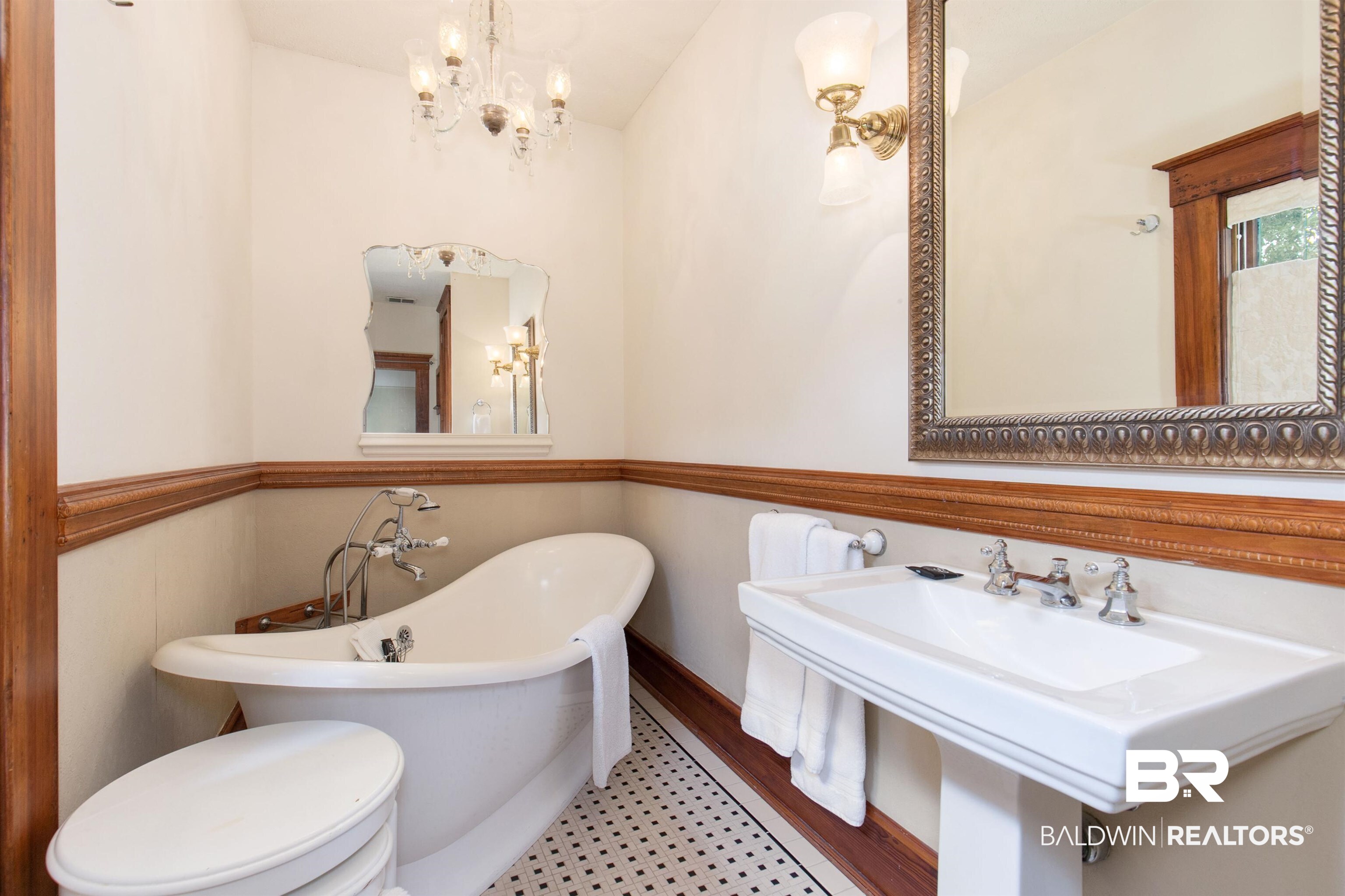1552 Monterey Place Mobile, AL 36604 - Photo 23 of 48