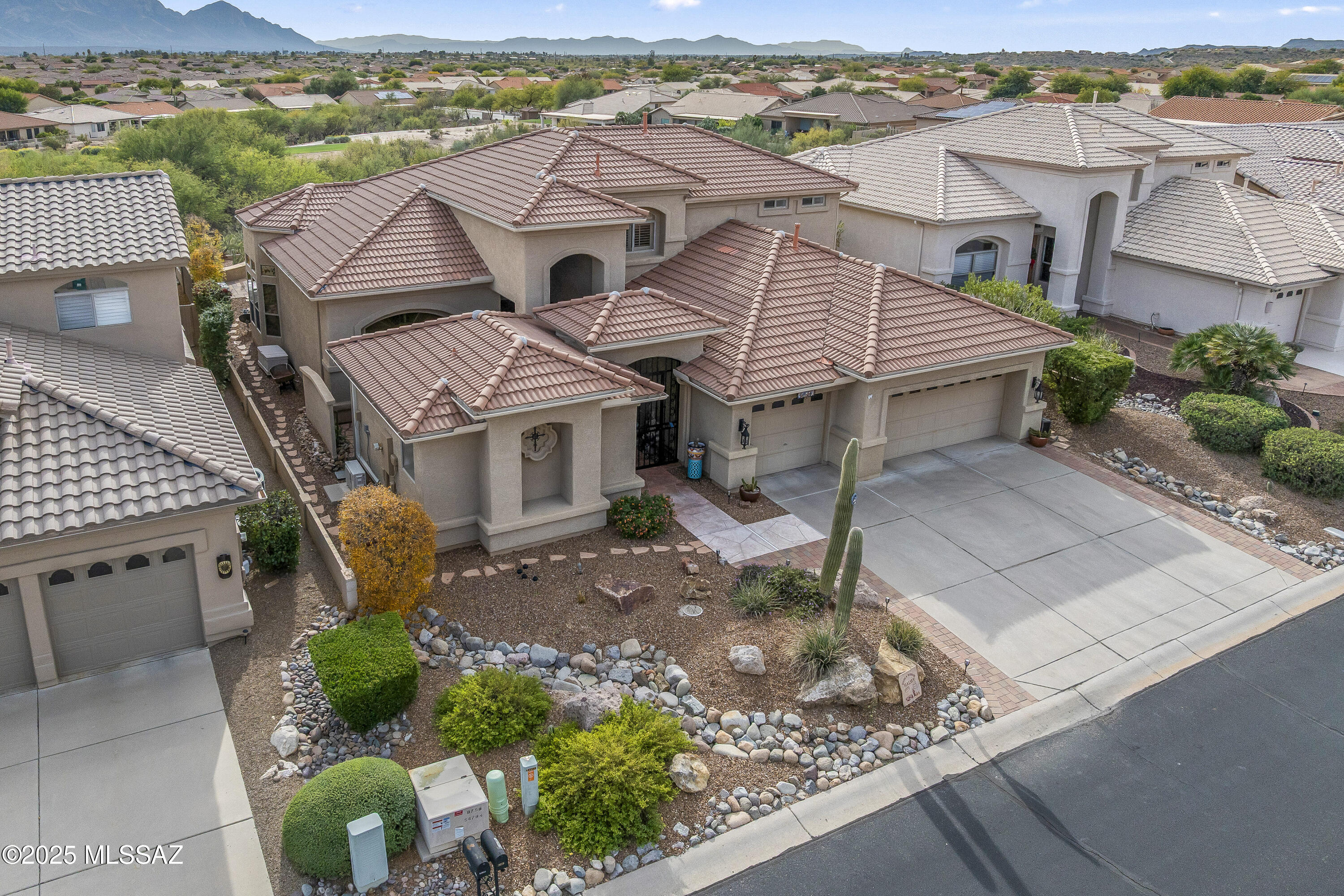 62893 East Flower Ridge Drive Tucson, AZ 85739 - Photo 4 of 49 43-62893 (11 of 15)