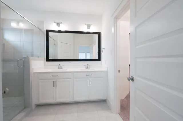 a view of a backyard of the house