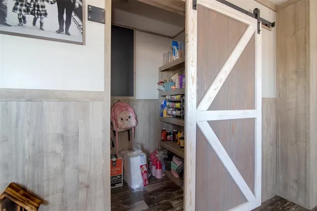 $350,000 | 334 Lake Whitney Drive, Whitney, TX 76692