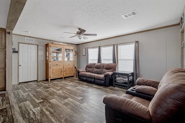 $350,000 | 334 Lake Whitney Drive, Whitney, TX 76692