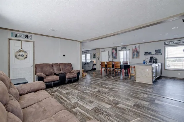 $350,000 | 334 Lake Whitney Drive, Whitney, TX 76692