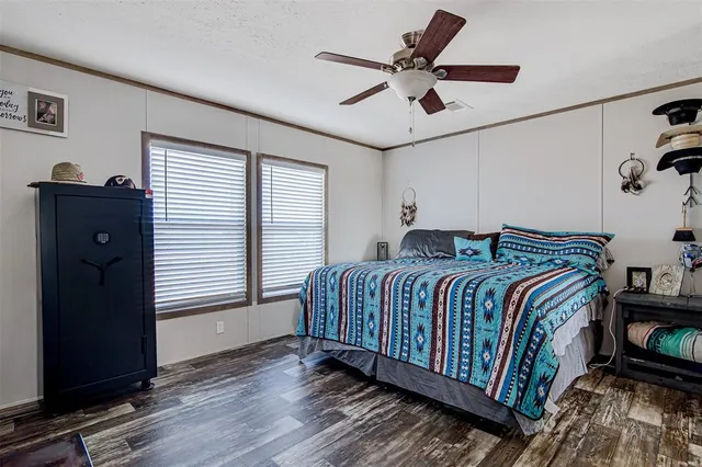 $350,000 | 334 Lake Whitney Drive, Whitney, TX 76692