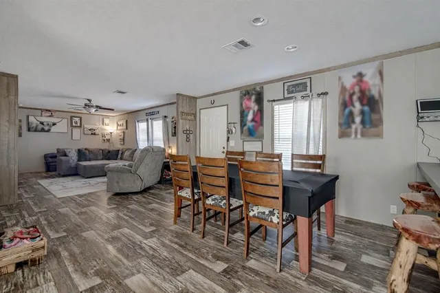 $350,000 | 334 Lake Whitney Drive, Whitney, TX 76692