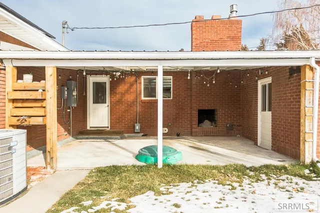 $339,000 | 524 Curtis Street, Blackfoot, ID 83221