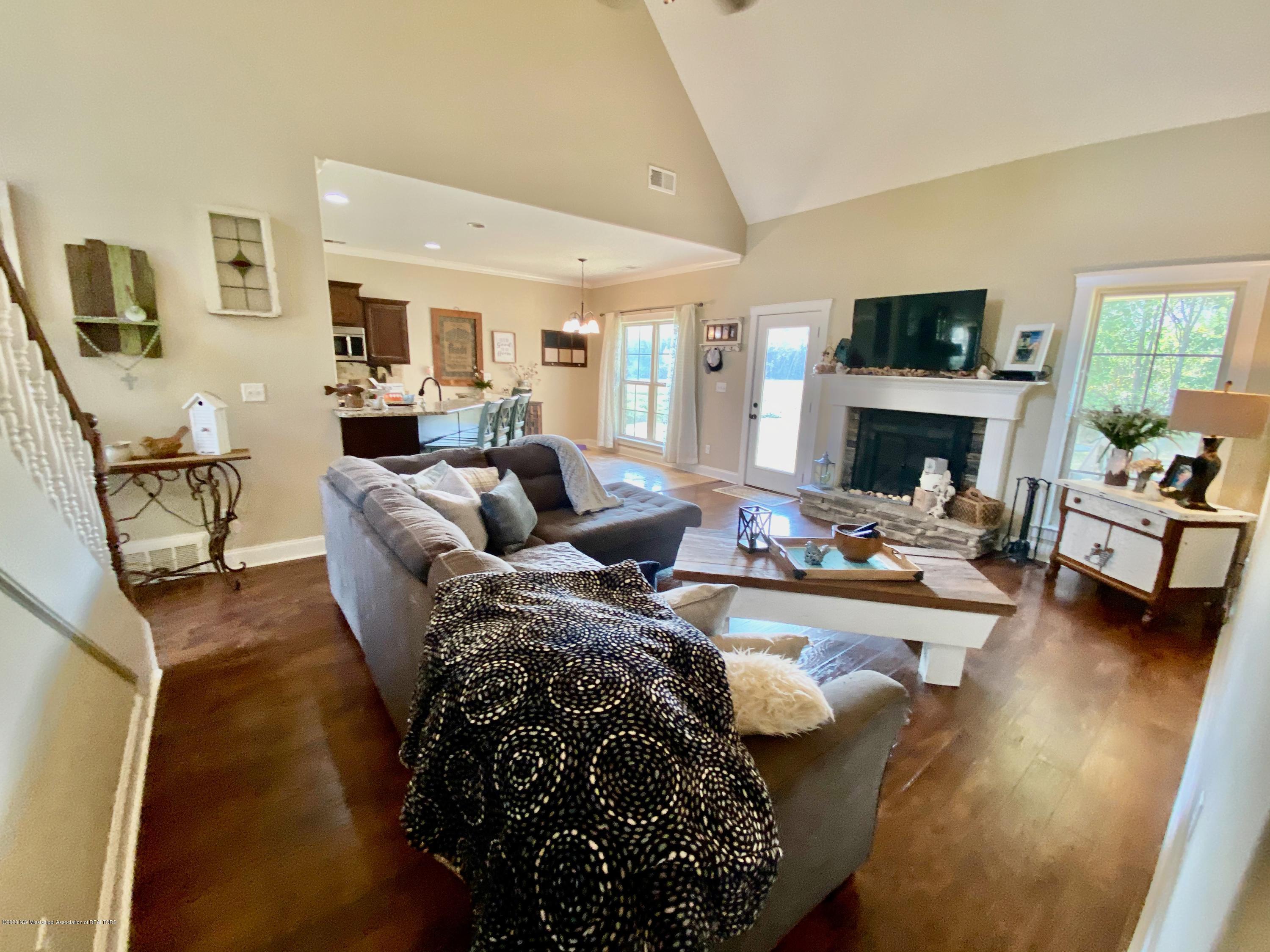 4795 Treadway Road Hernando, MS 38632 - Photo 5 of 29 IMG_6909