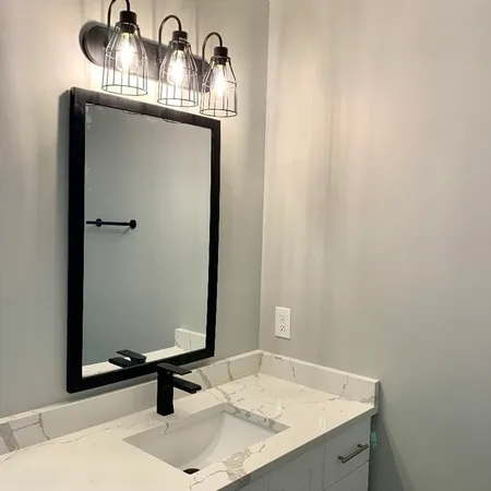 $2,695 | 15 Oak Street, Unit 202, Needham, MA 02492