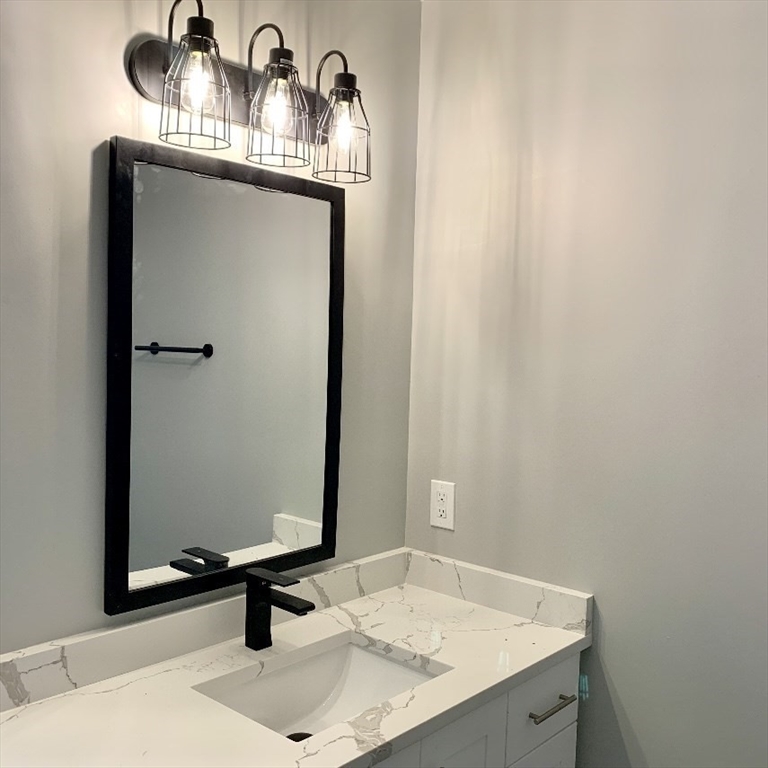 15 Oak Street, Unit 202 Needham, MA 02492 - Photo 7 of 10