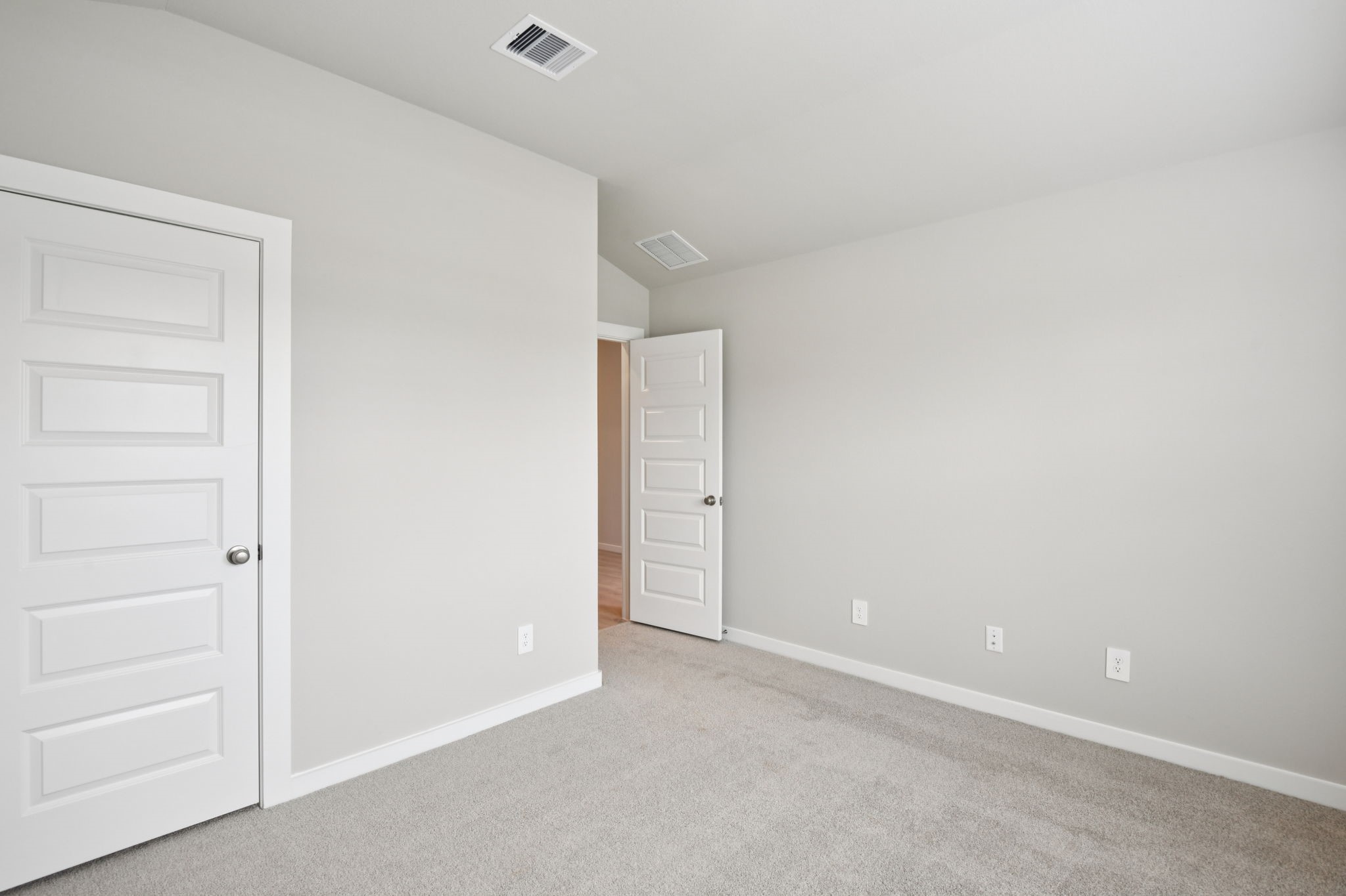 5814 Chamberlain Crossing Rosenberg, TX 77471 - Photo 25 of 39 a view of an empty room