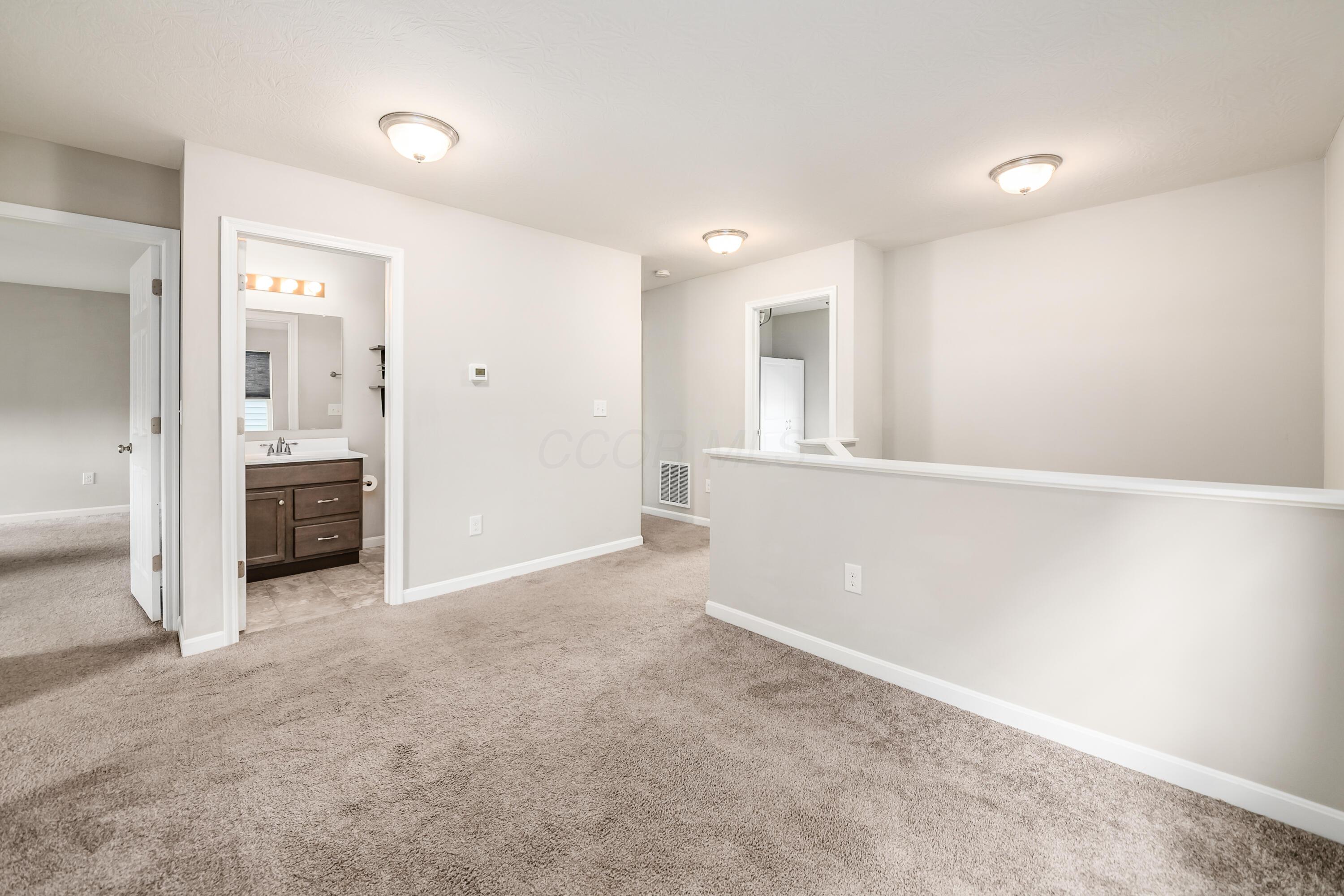 395 Nells Way Lockbourne, OH 43137 - Photo 23 of 39 loft space