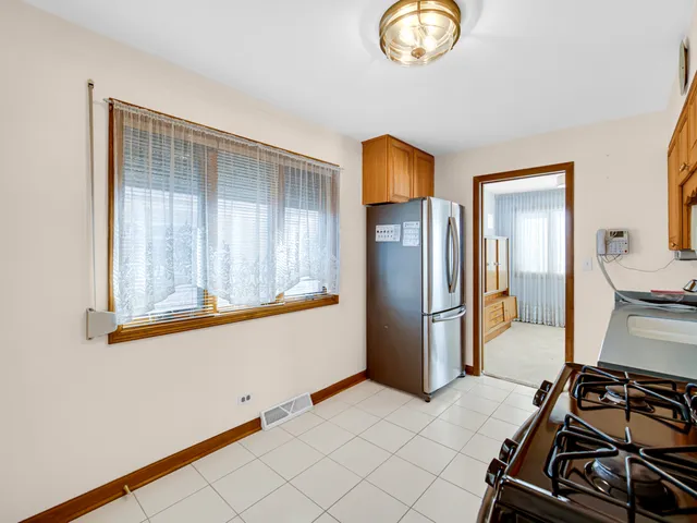 $395,000 | 7660 West Talcott Avenue, Chicago, IL 60631