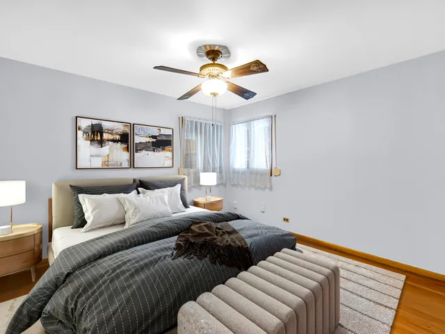 $395,000 | 7660 West Talcott Avenue, Chicago, IL 60631