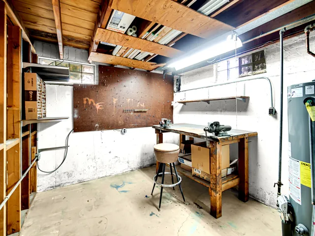 $395,000 | 7660 West Talcott Avenue, Chicago, IL 60631