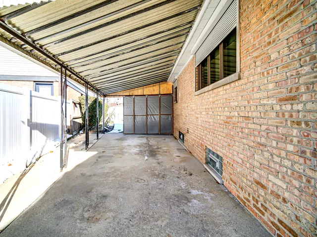 $395,000 | 7660 West Talcott Avenue, Chicago, IL 60631