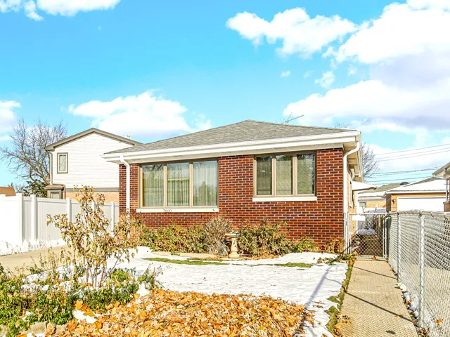 $395,000 | 7660 West Talcott Avenue, Chicago, IL 60631
