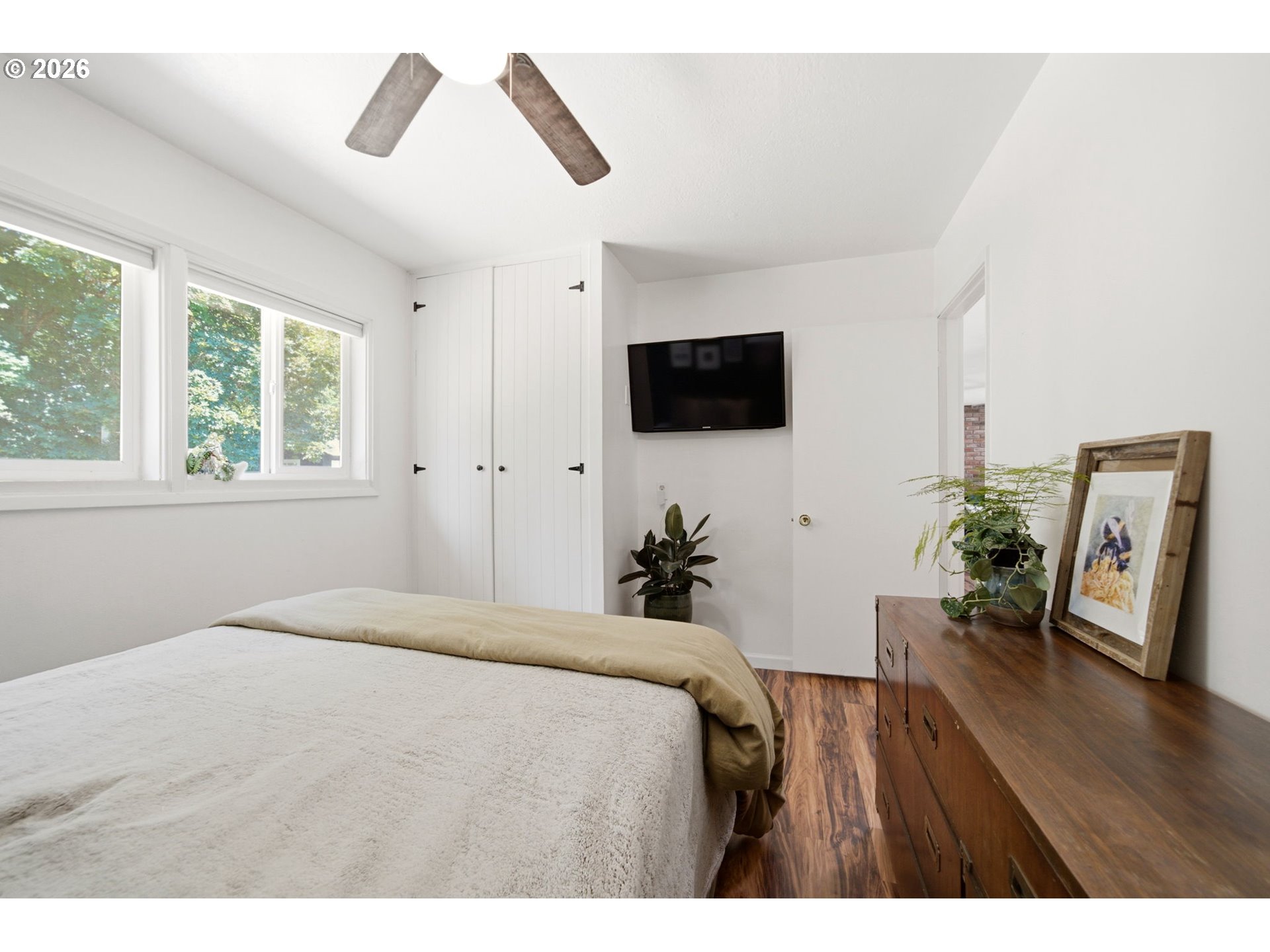 11555 Southwest 11th Street Beaverton, OR 97005 - Photo 17 of 38