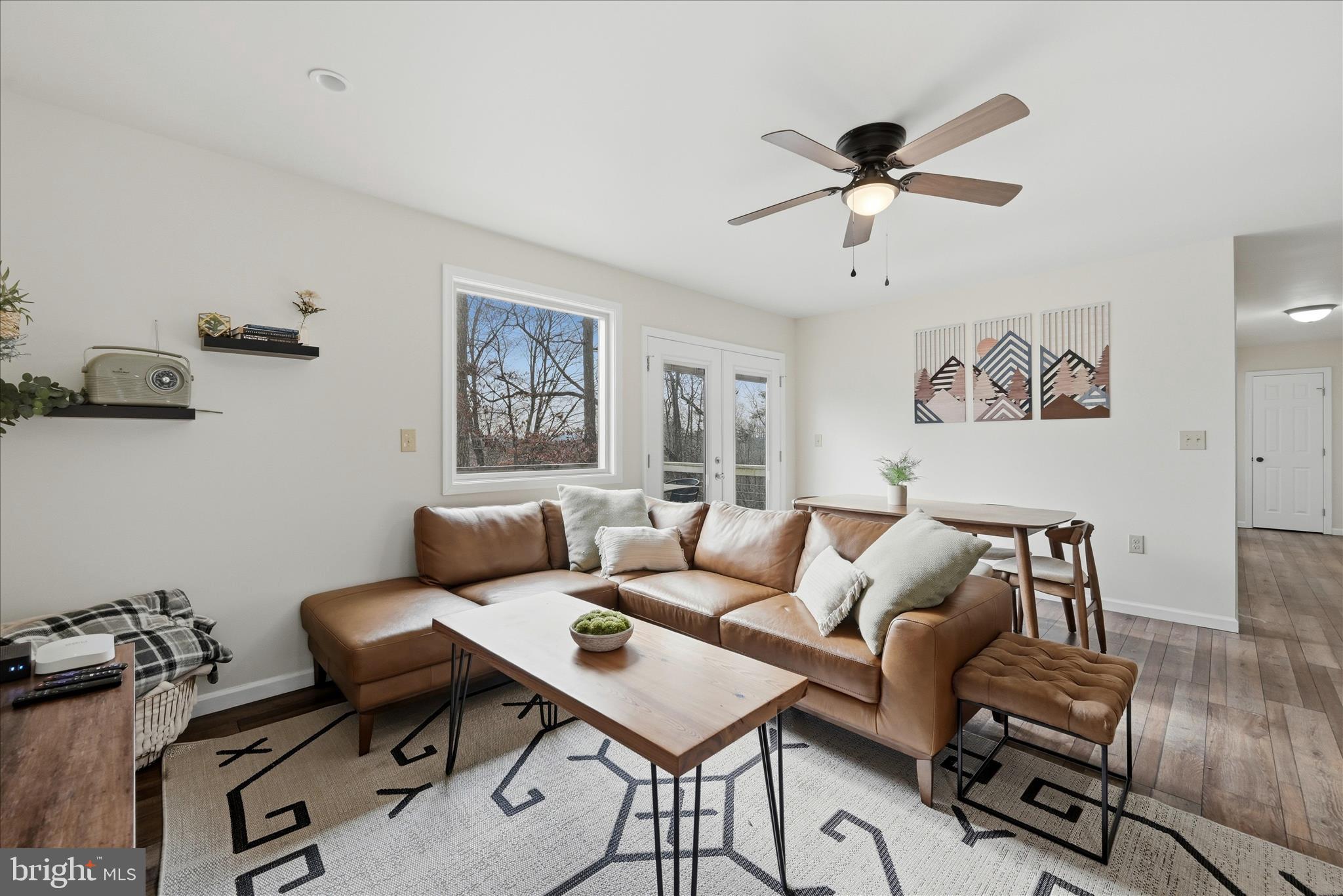 8258 Supinlick Ridge Road Basye, VA 22842 - Photo 13 of 65 Living Room