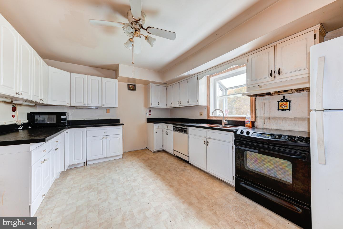 4763 Lower Mountain Road New Hope, PA 18938 - Photo 8 of 42 Gallery Image 8