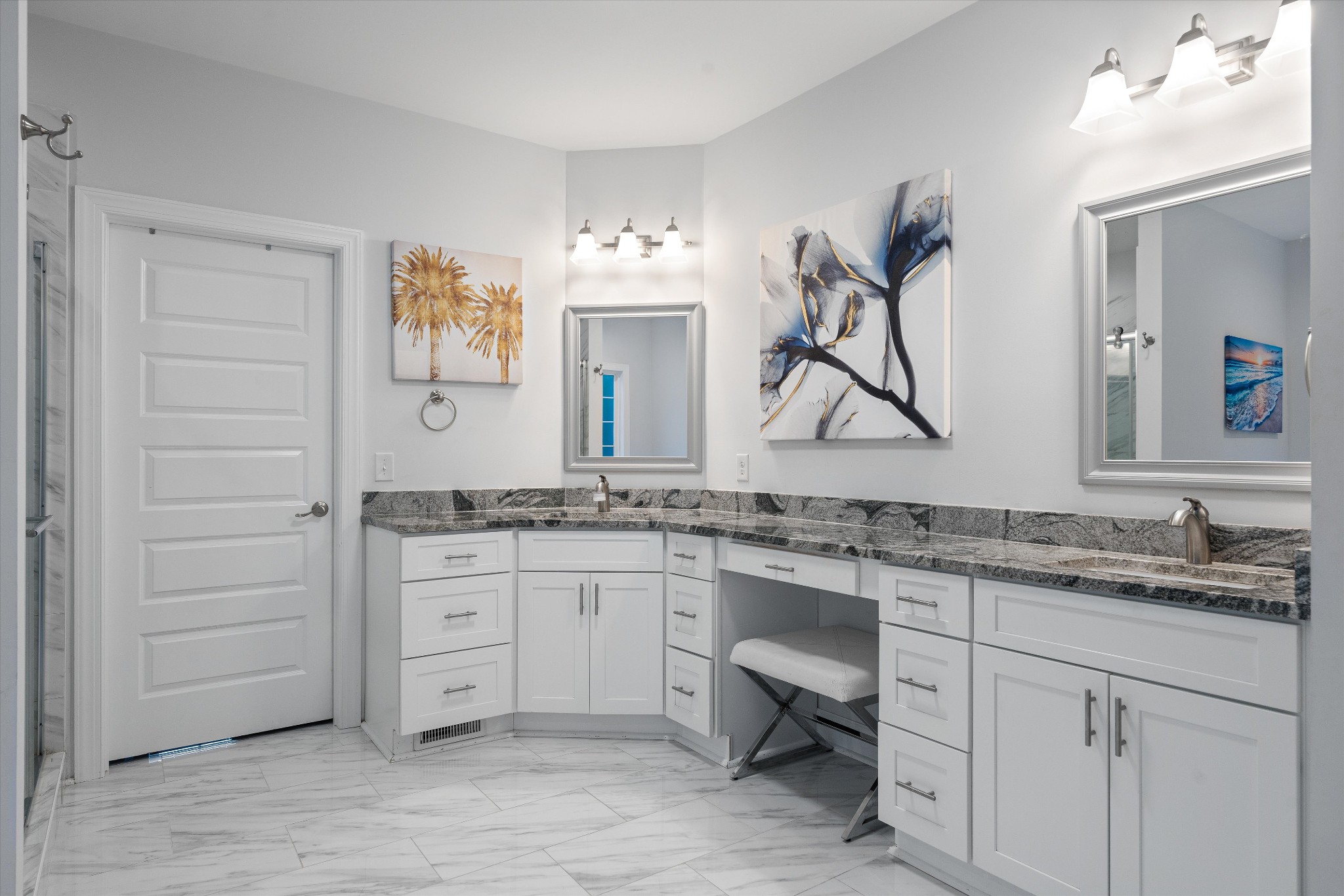 123 Chesapeake Court Lebanon, TN 37087 - Photo 22 of 62 a bathroom with a granite countertop sink and a mirror