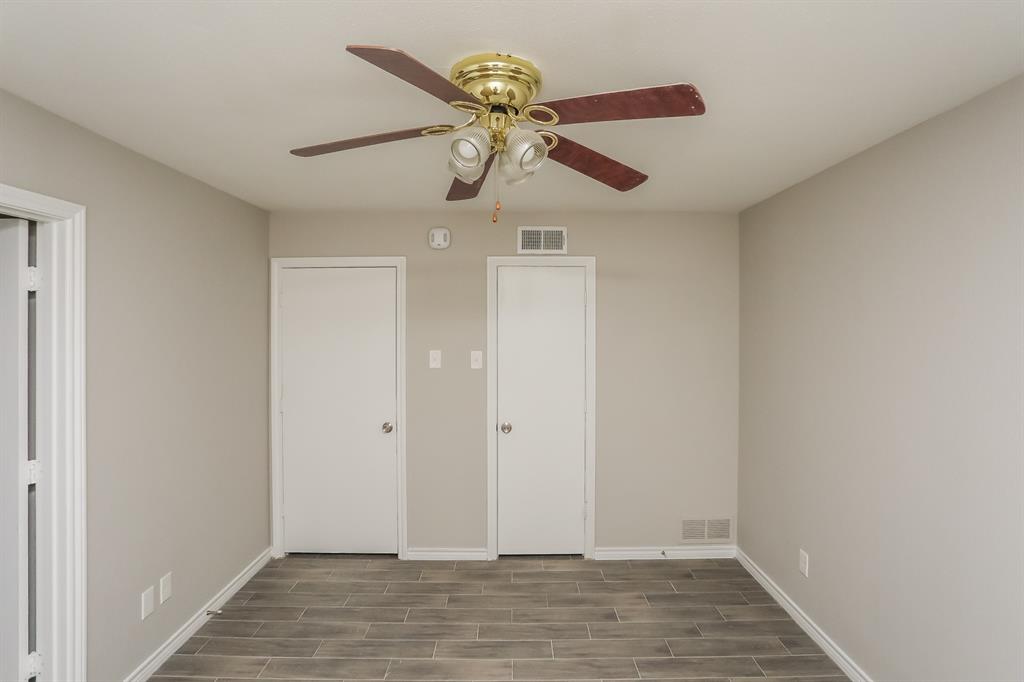 2804 Quail Ridge Drive, Unit D Carrollton, TX 75006 - Photo 13 of 16