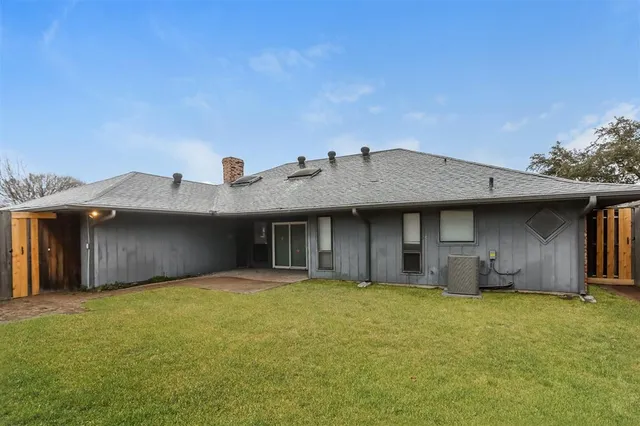 $2,955 | 2804 Quail Ridge Drive, Unit D, Carrollton, TX 75006