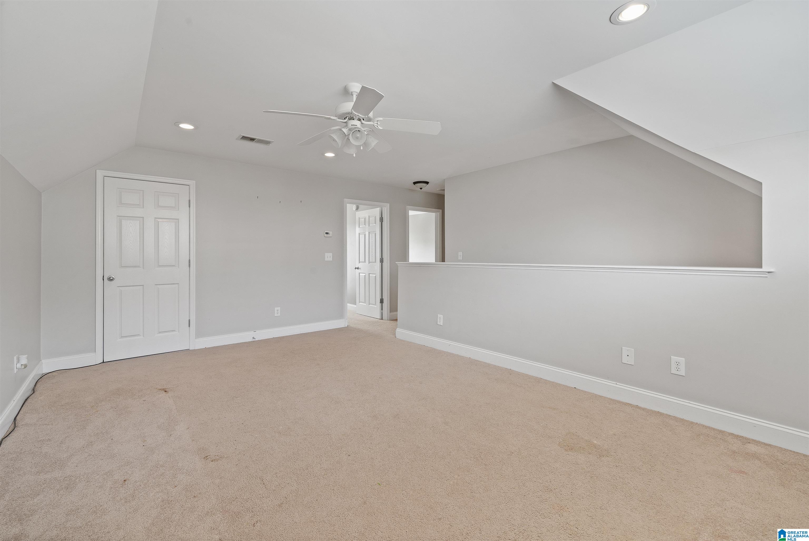 342 Creekside Lane Pelham, AL 35124 - Photo 26 of 39