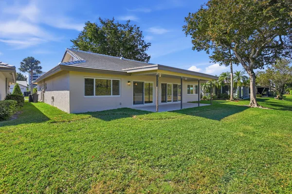 $699,900 | 6389 Casabella Lane, Boca Raton, FL 33433