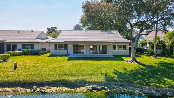 $699,900 | 6389 Casabella Lane, Boca Raton, FL 33433