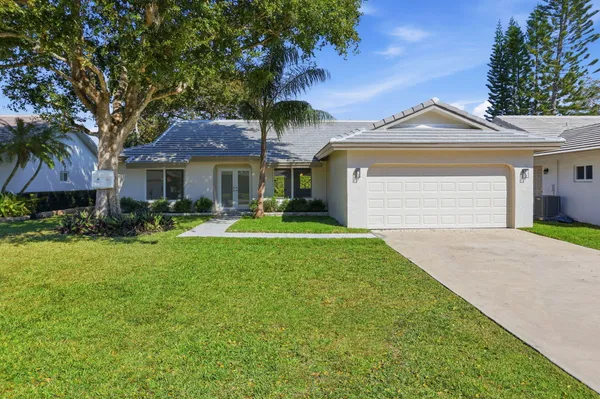 $699,900 | 6389 Casabella Lane, Boca Raton, FL 33433